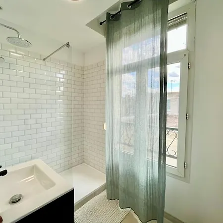 Chez Louis - Le Rémois Du Centre Appartement
